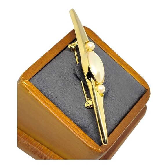 Vintage Brooch Acrylic Imitation Pearl 3" Gold Tone Statement Costume Jewelry - Picture 3 of 5